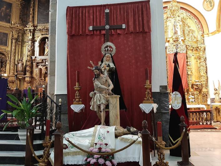 Imagenes dispuestas para el triduo del Amarrao