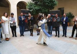 Presentación del programa y demostración de baile