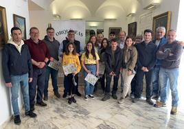 Foto de familia con los ganadores