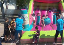 Alumnos del Mauricio Tinoco disfrutando del Día del Centro