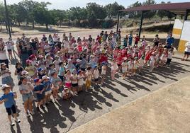 Alumnos del Mauricio Tinoco en la Sierra por el Día del Centro