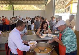 Garbanzada popular en San Isidro