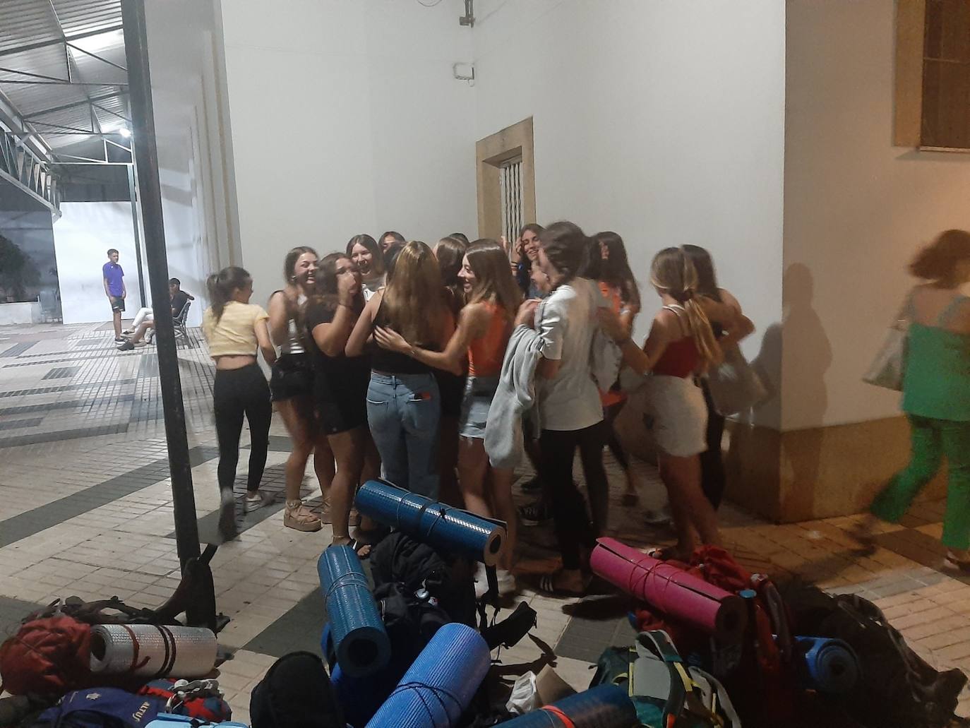 Despedida con abrazos