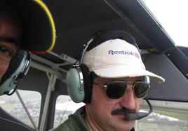 Alejandro en pleno vuelo