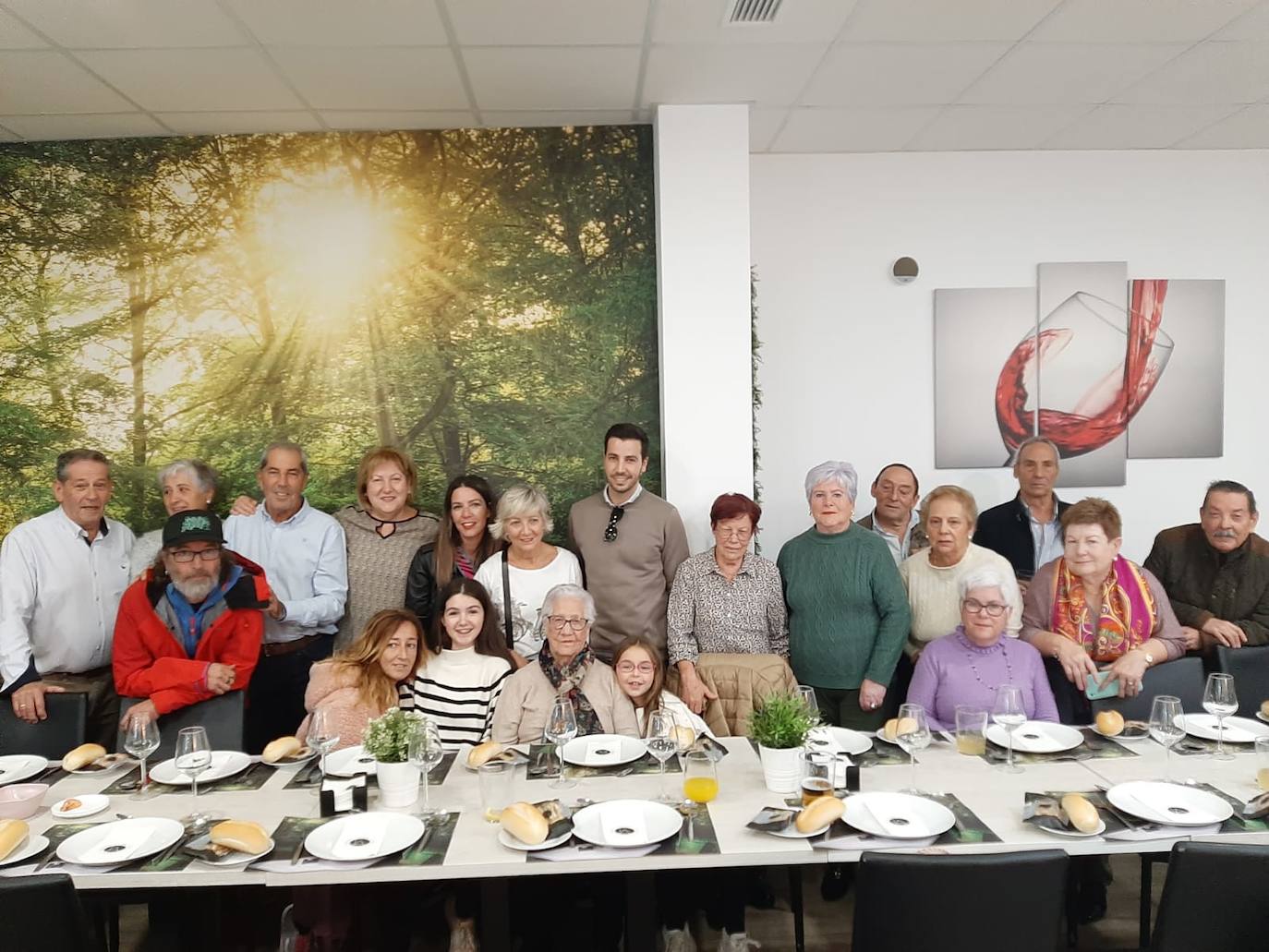 Foto de familia con motivo del centenario