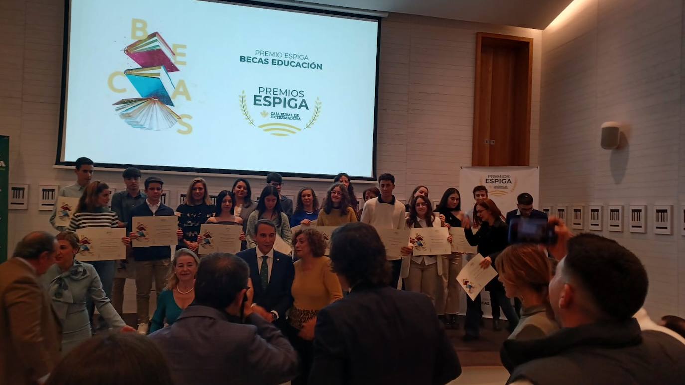 Hugo habló en representación de los premiados de la ESO