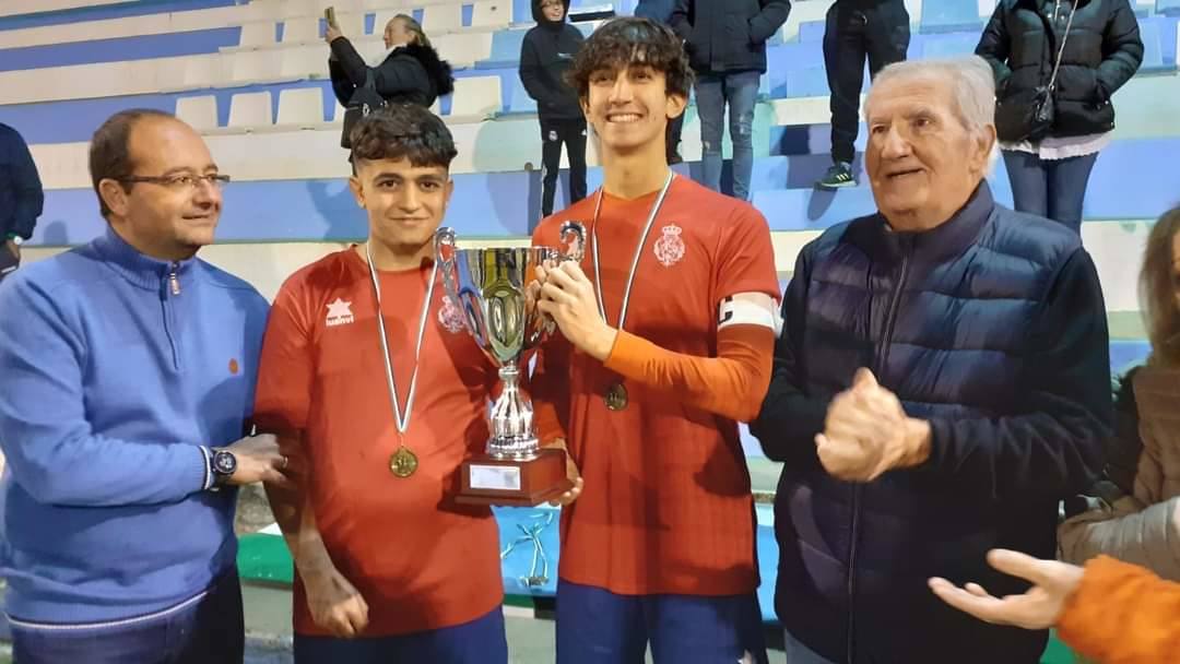 Entrega del trofeo