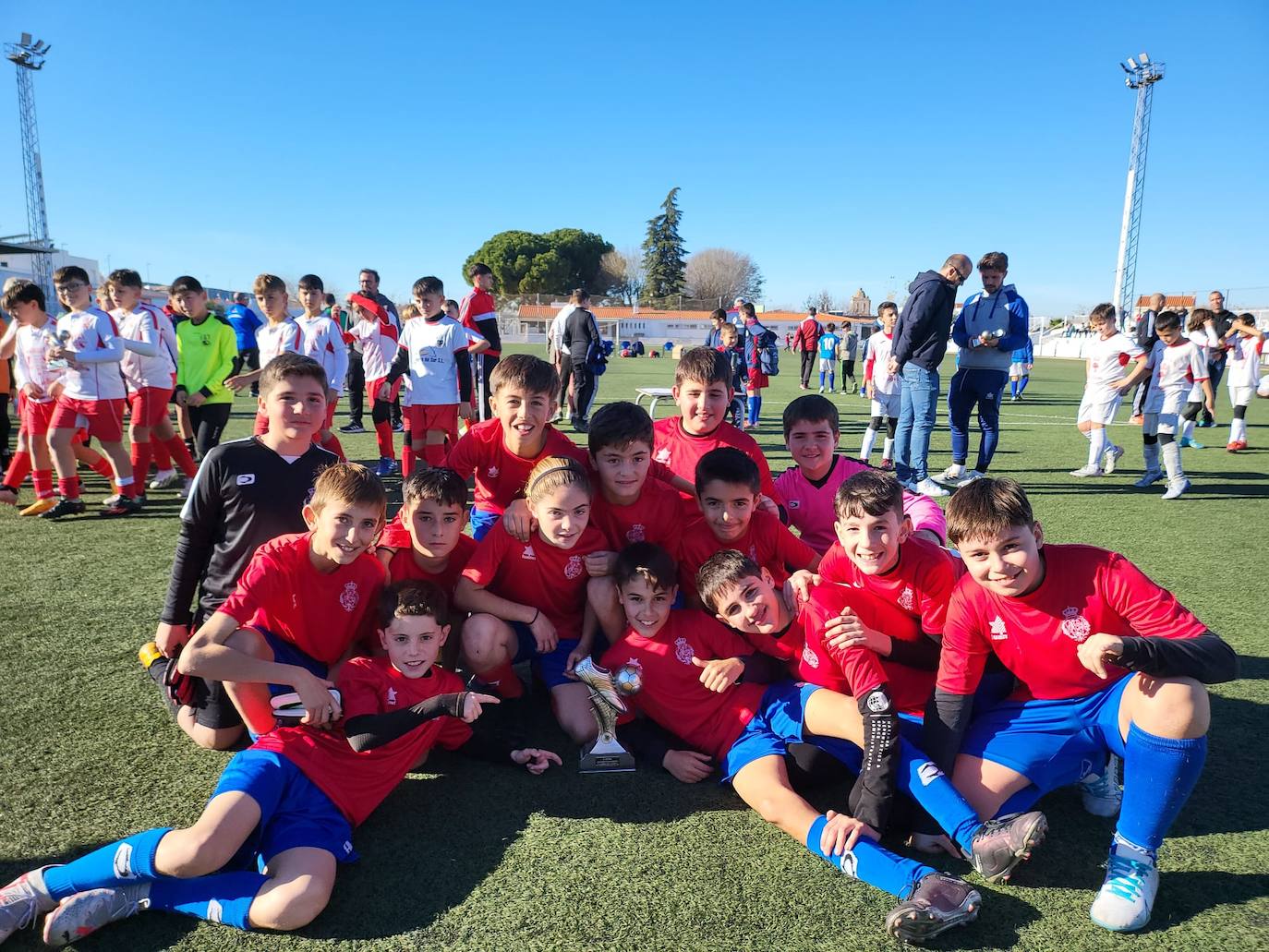 Los alevines de La Estrella A campeones del VIII Torneo de fúbol base