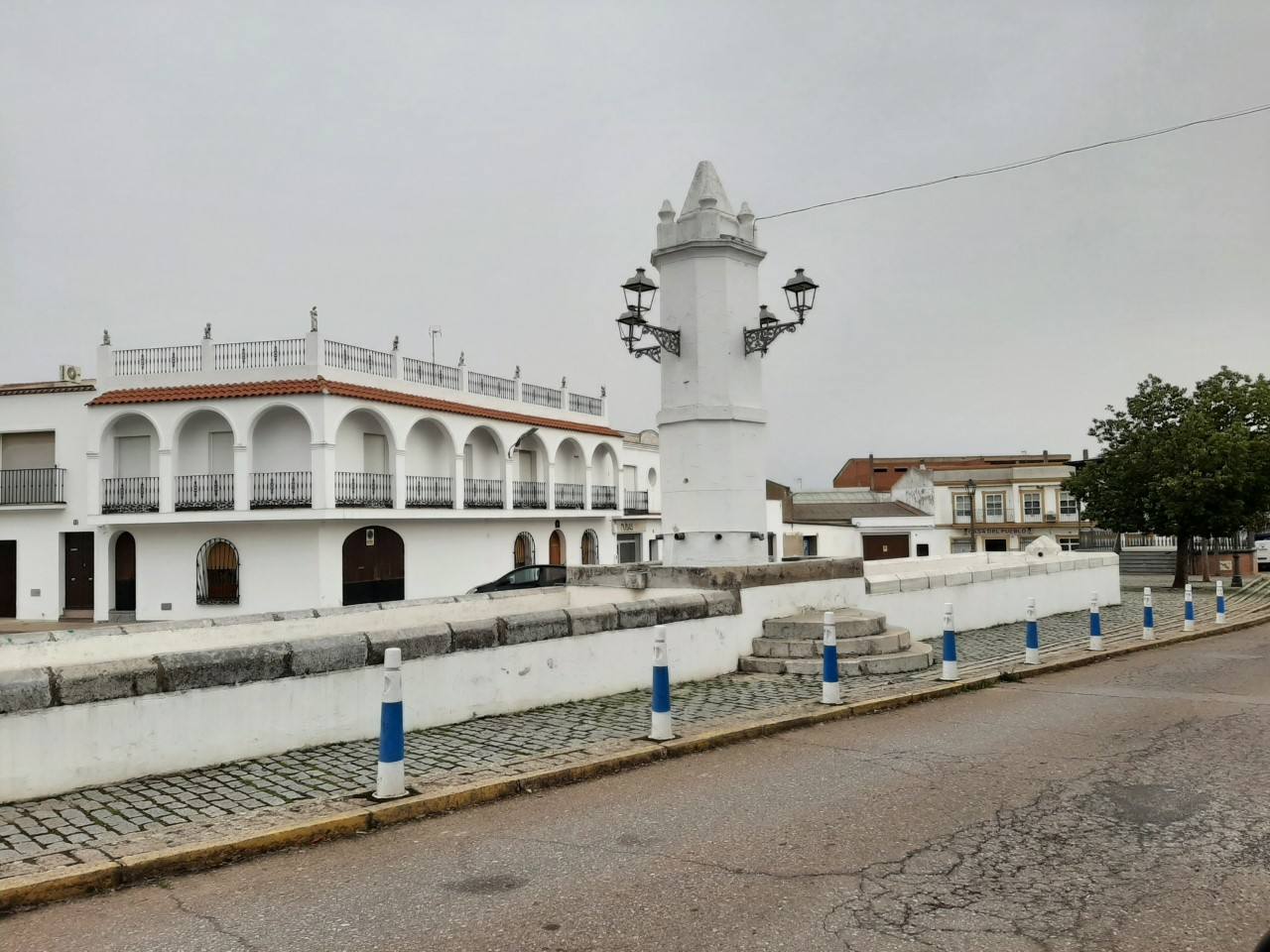 El pilar como monumento ya es Bien de interes, auhora lo es como espacio estológico 