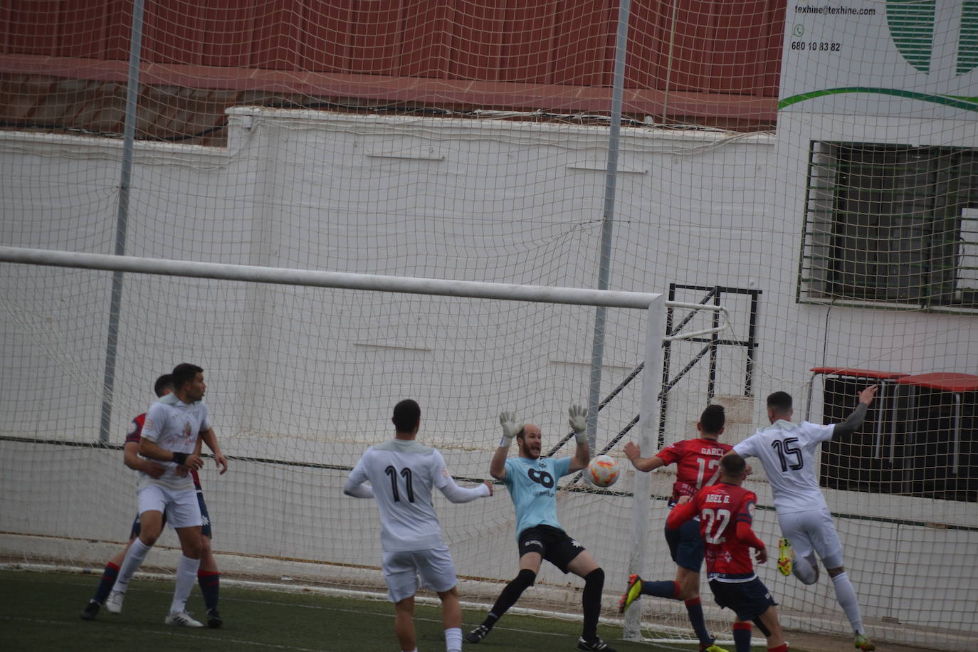 Ocasiones en ambas puertas 