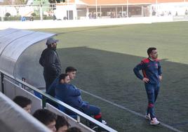 Parte del cueerpo técnico de la Yeyi