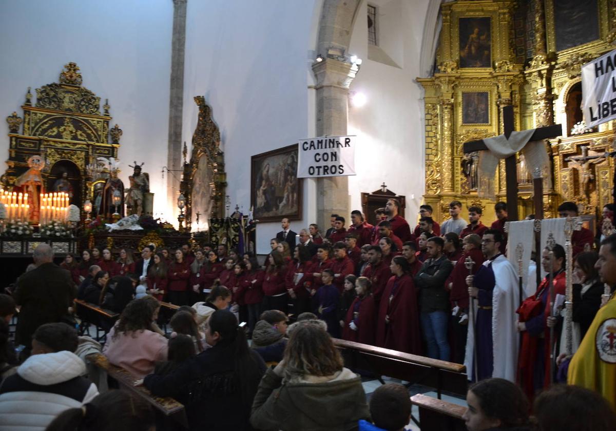 La hermandad del 'Amarrao' no pudo salir por el temporal