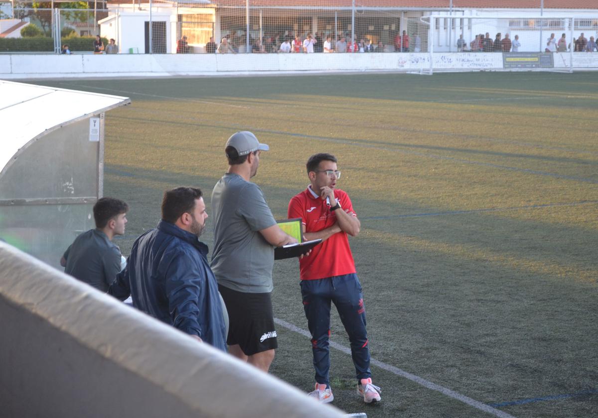 El equipo técnico de la Yeyi