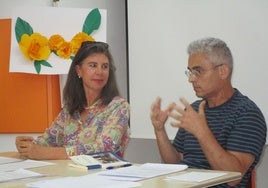 Los autores en el encuentro con sus lectores