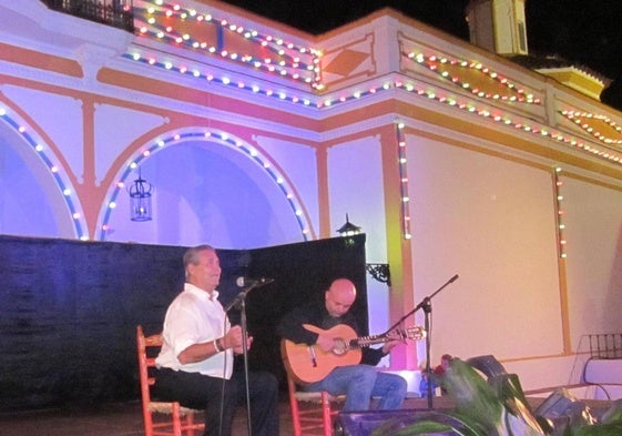 Rafael en uno de los muchos festivales flamencos