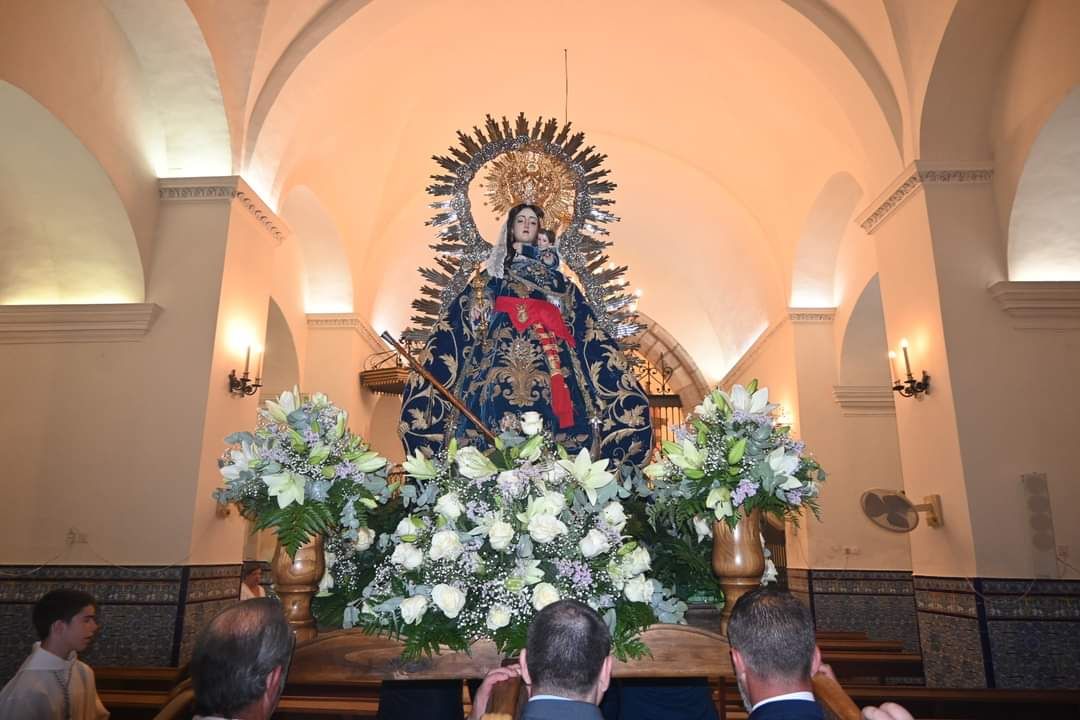 La Virgen en la ermita