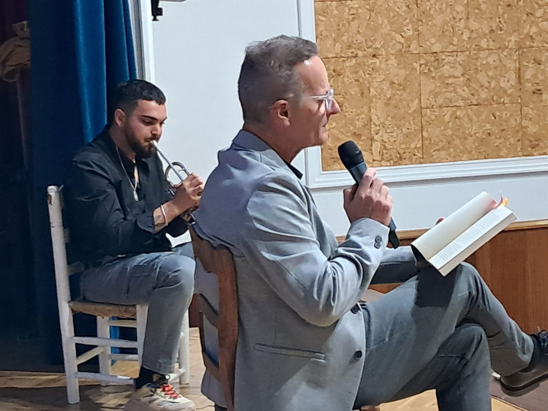 El autor y el trompetista