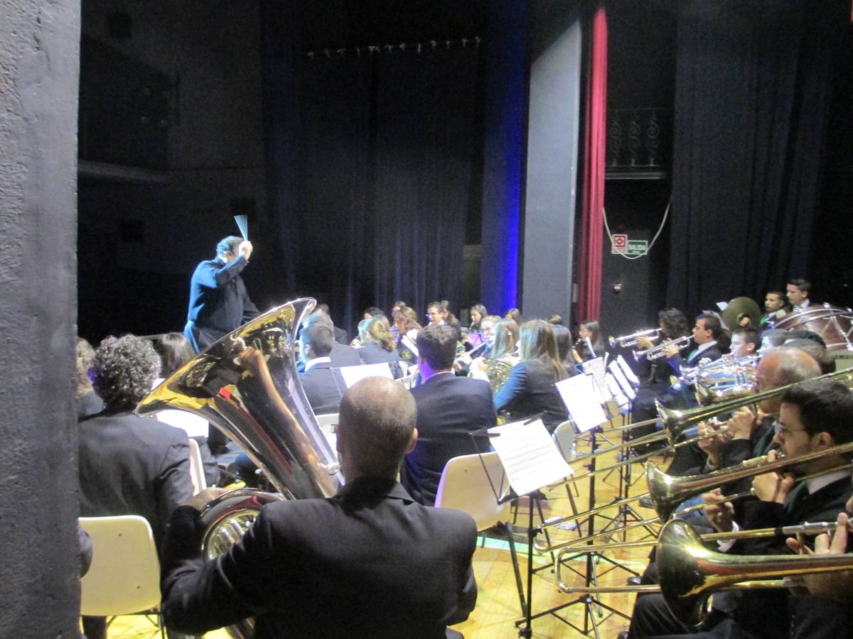La banda en uno de sus conciertos en el teatro Cine Monumental