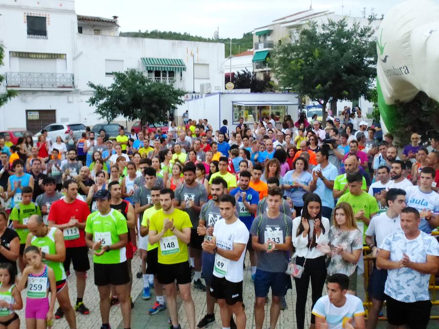 Momentos emotivos dentro de una gran fiesta deportiva con el homenaje a Lino. 