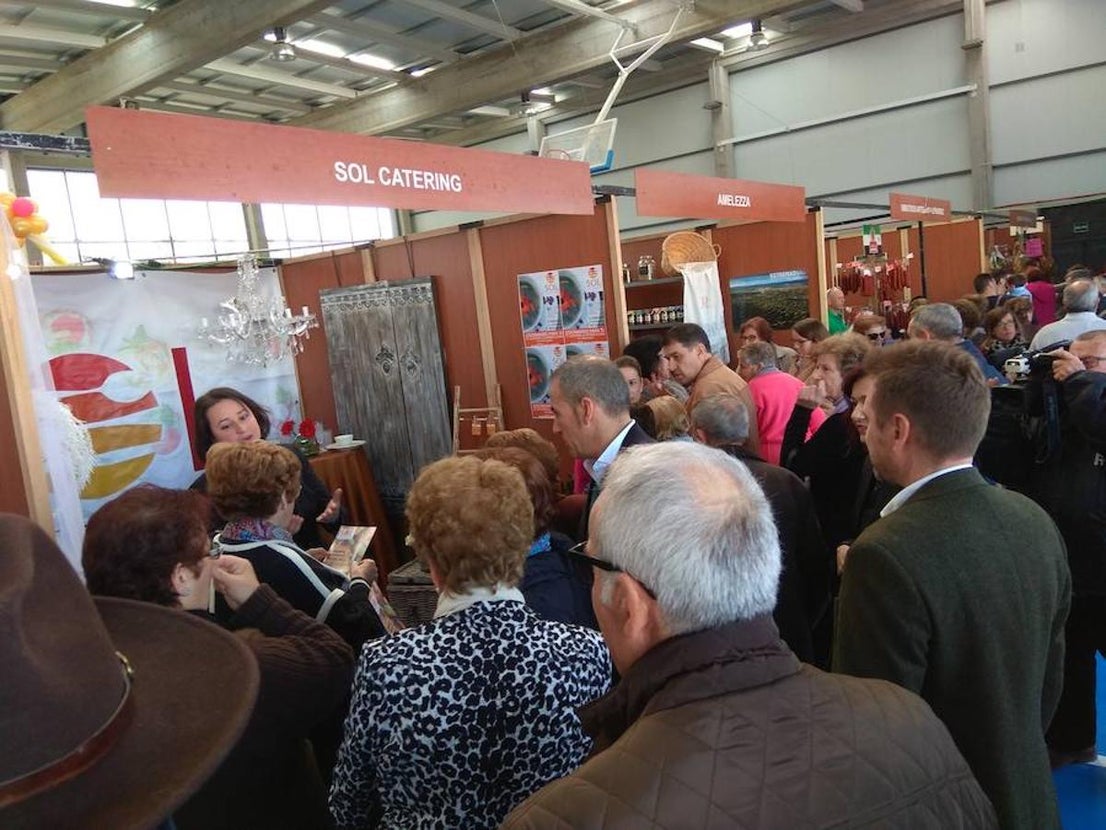 Los días 16 y 17 de febrero se celebró en Malpartida de Cáceres la I Feria del Emprendimiento, dentro del Plan de Promoción del Emprendimiento Local puesto en marcha por el Ayuntamiento de la localidad en noviembre de 2018. En la feria participaron 22 empresas locales que colocaron expositores con productos e información sobre servicios, además de exhibiciones, desfiles, degustaciones, rutas a caballo y zona de hostelería y juegos para los más pequeños.