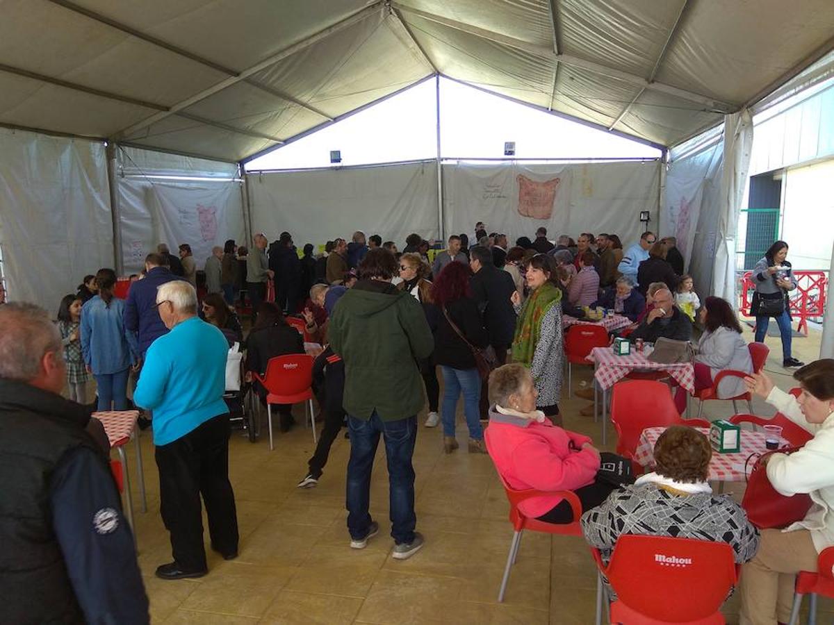 Los días 16 y 17 de febrero se celebró en Malpartida de Cáceres la I Feria del Emprendimiento, dentro del Plan de Promoción del Emprendimiento Local puesto en marcha por el Ayuntamiento de la localidad en noviembre de 2018. En la feria participaron 22 empresas locales que colocaron expositores con productos e información sobre servicios, además de exhibiciones, desfiles, degustaciones, rutas a caballo y zona de hostelería y juegos para los más pequeños.