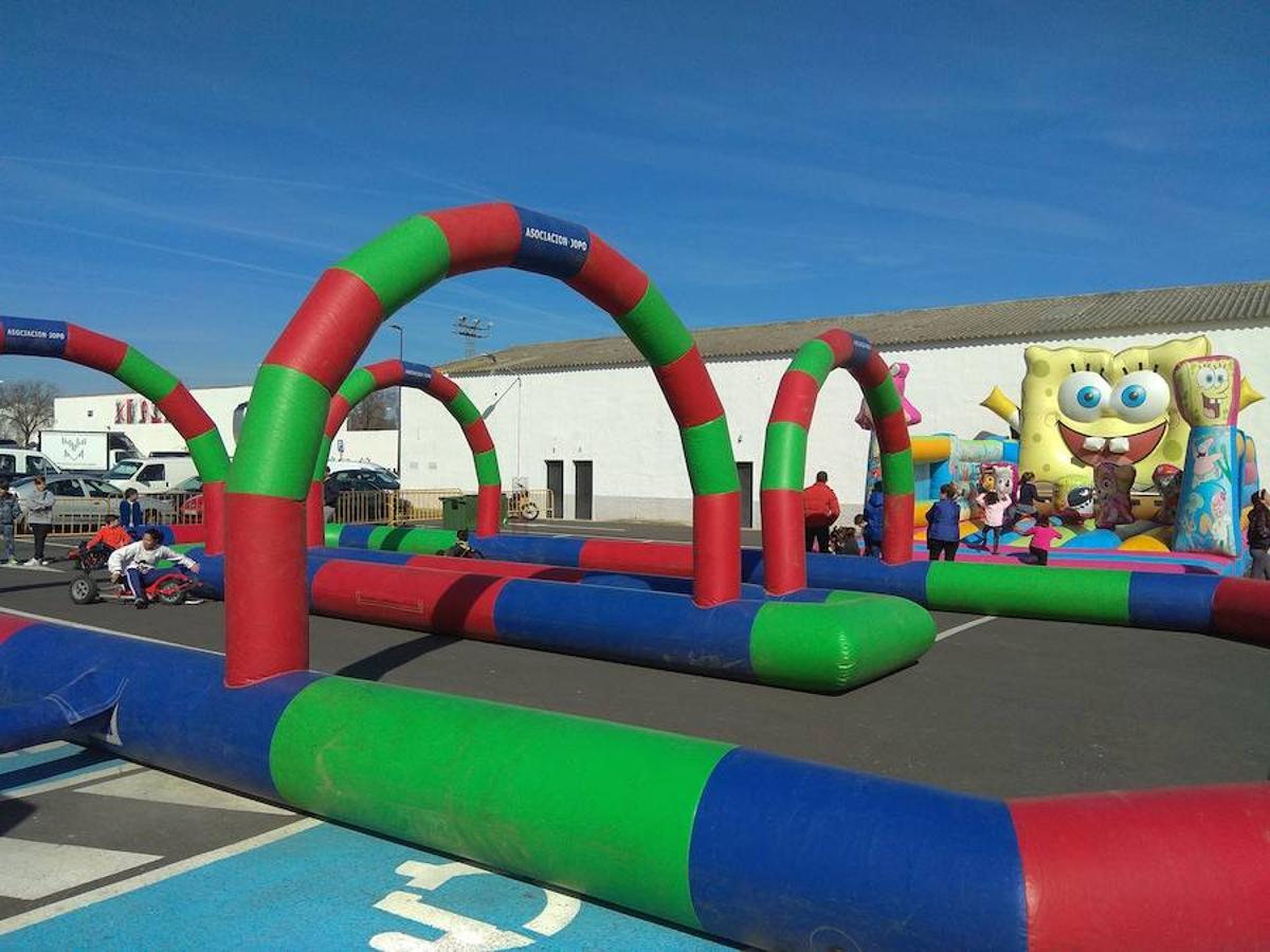Hinchables y cars para los niños