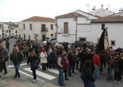 Imagen secundaria 1 - Precesión desde la ermita hasta la Iglesia Ntra. Sra. de la Asunción 