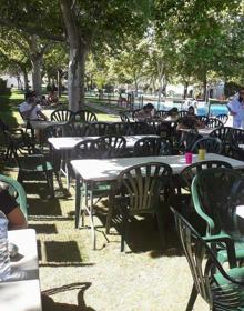 Imagen secundaria 2 - Los trabajos que participaron se realizaron en el recinto de la piscina municipal. 