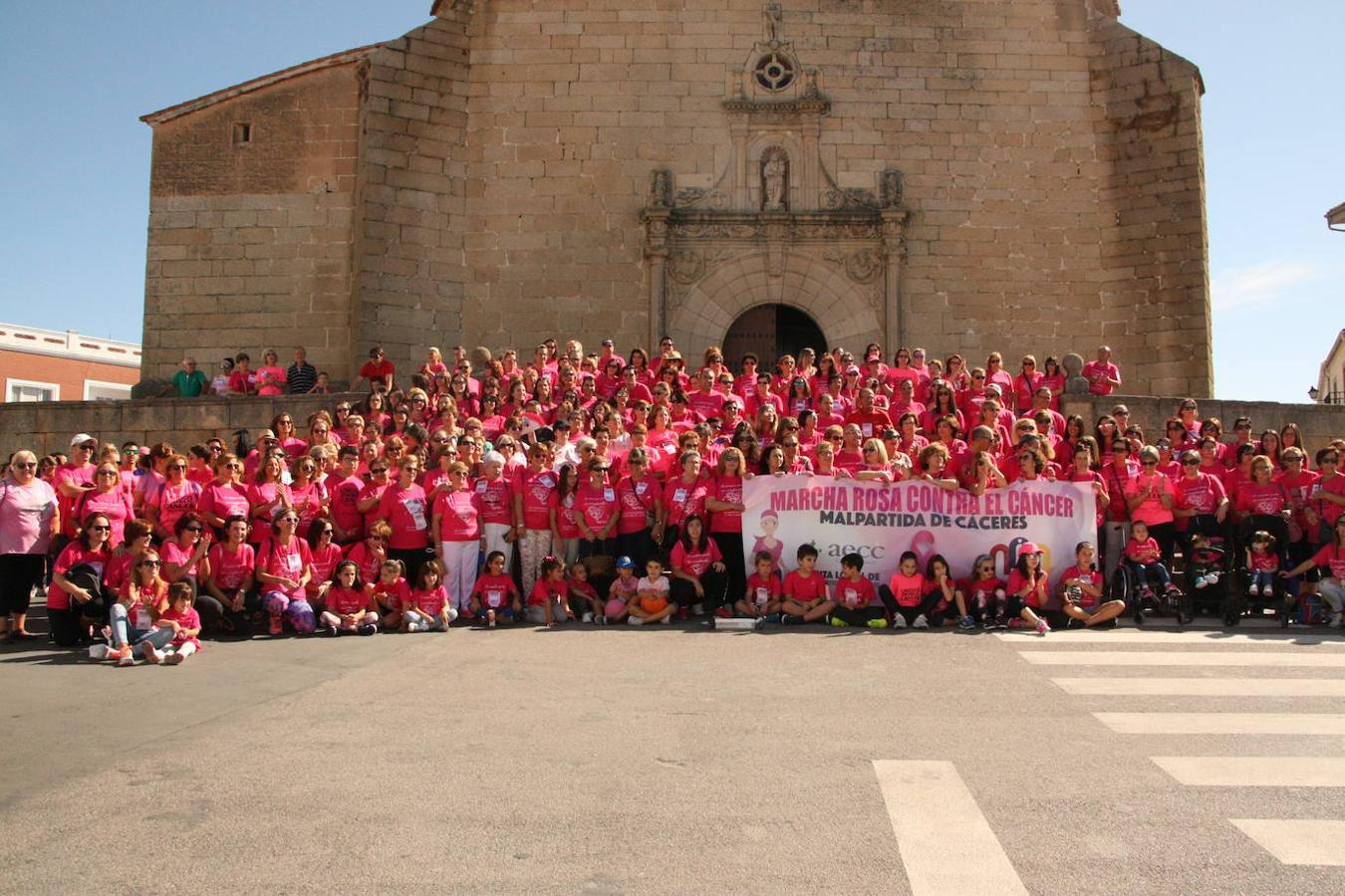 Un año más, la gran cantidad de asistentes llenó las escaleras de la iglesia