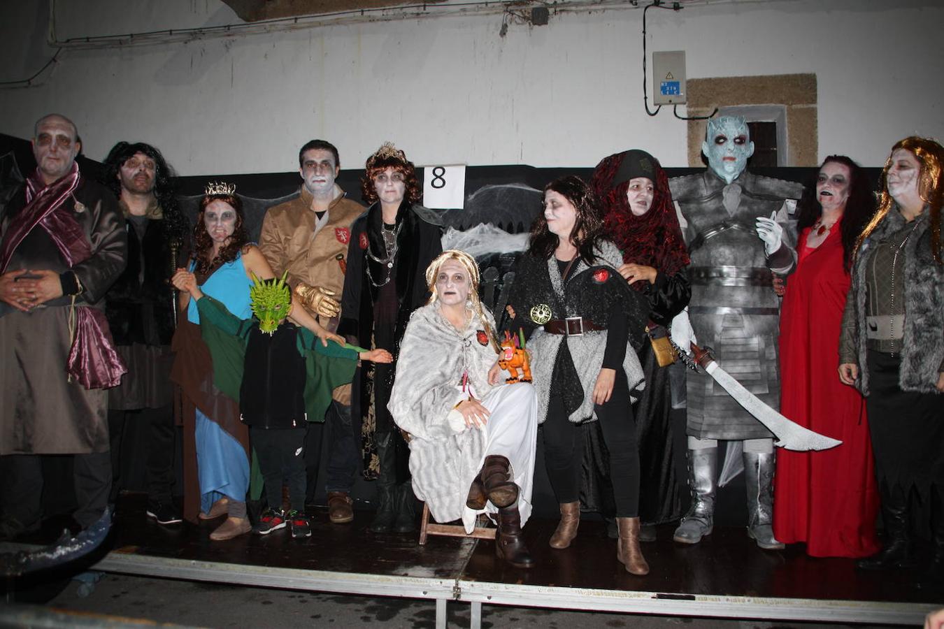 Premio categoría adultos 'El trono fantasma'
