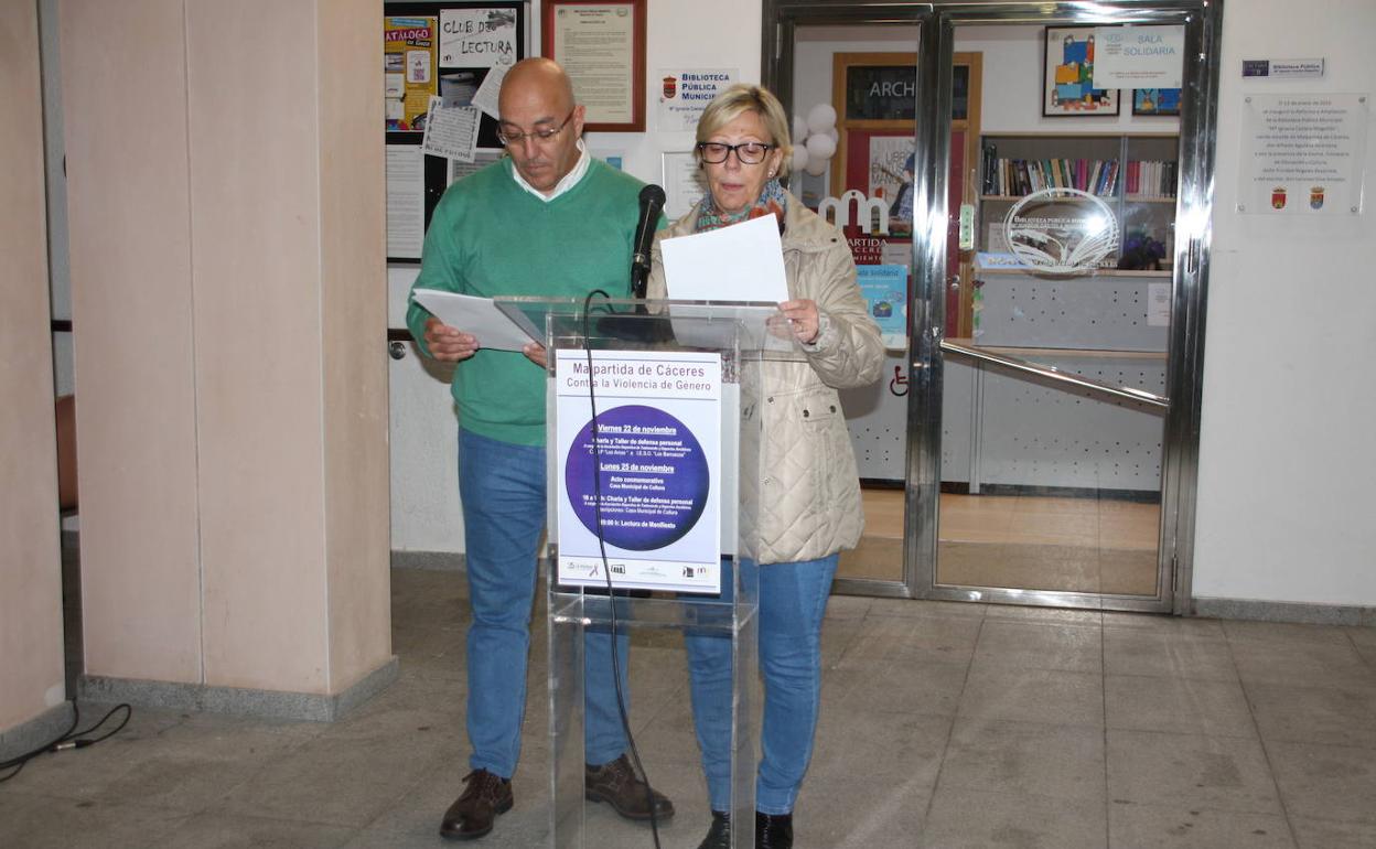 Lectura del manifiesto. 