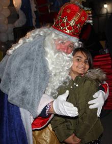 Imagen secundaria 2 - Magia y emoción en la Cabalgata de Reyes de Malpartida de Cáceres