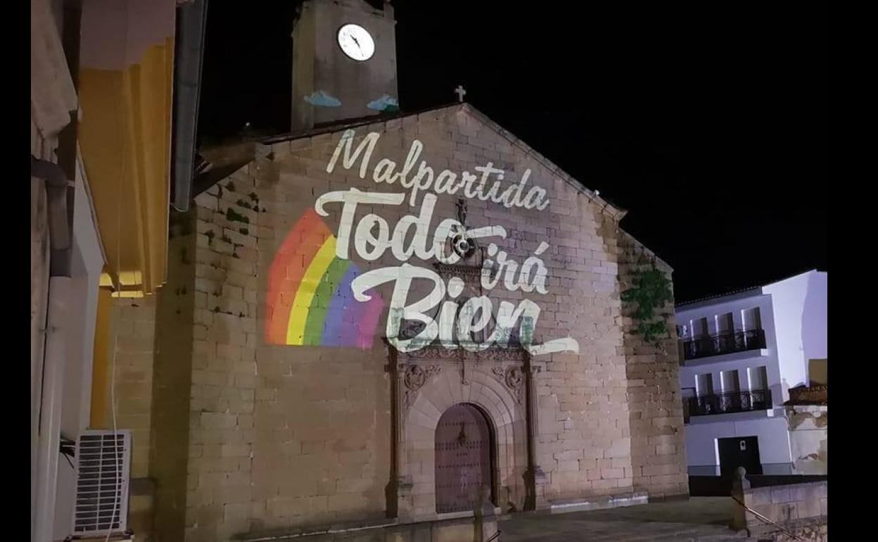 Malpartida recibe un primer pedido de mascarillas de China