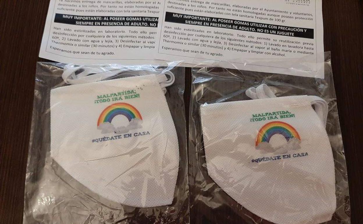 Mascarillas infantiles repartidas por el Ayuntamiento. 