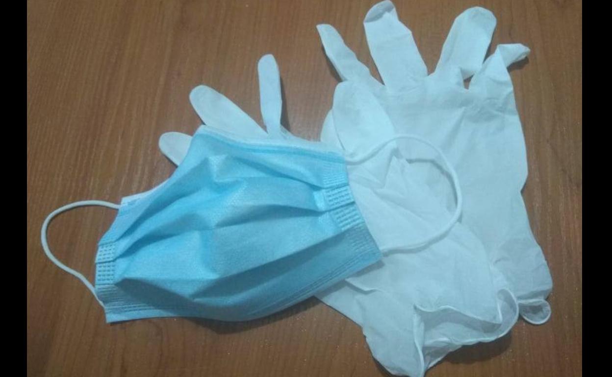 Cómo desechar guantes y mascarillas tras su uso