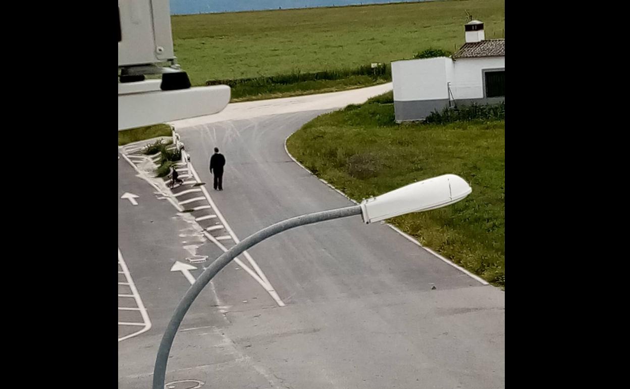 Una de las primeras salidas de los menores de 14 años en Malpartida. 