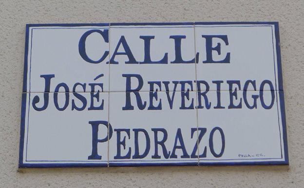 Letrero de la calle dedicada al sacedote malpartideño en el cacereño barrio de San Blas. Archivo JAAG.
