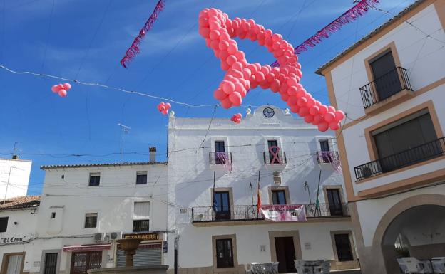 Decoracón de la Plaza Mayor por Diverlandia y decoración de la fachada del Ayuntamiento. 