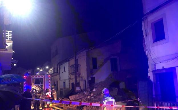 Imagen principal - Derrumbe de la medianera. 