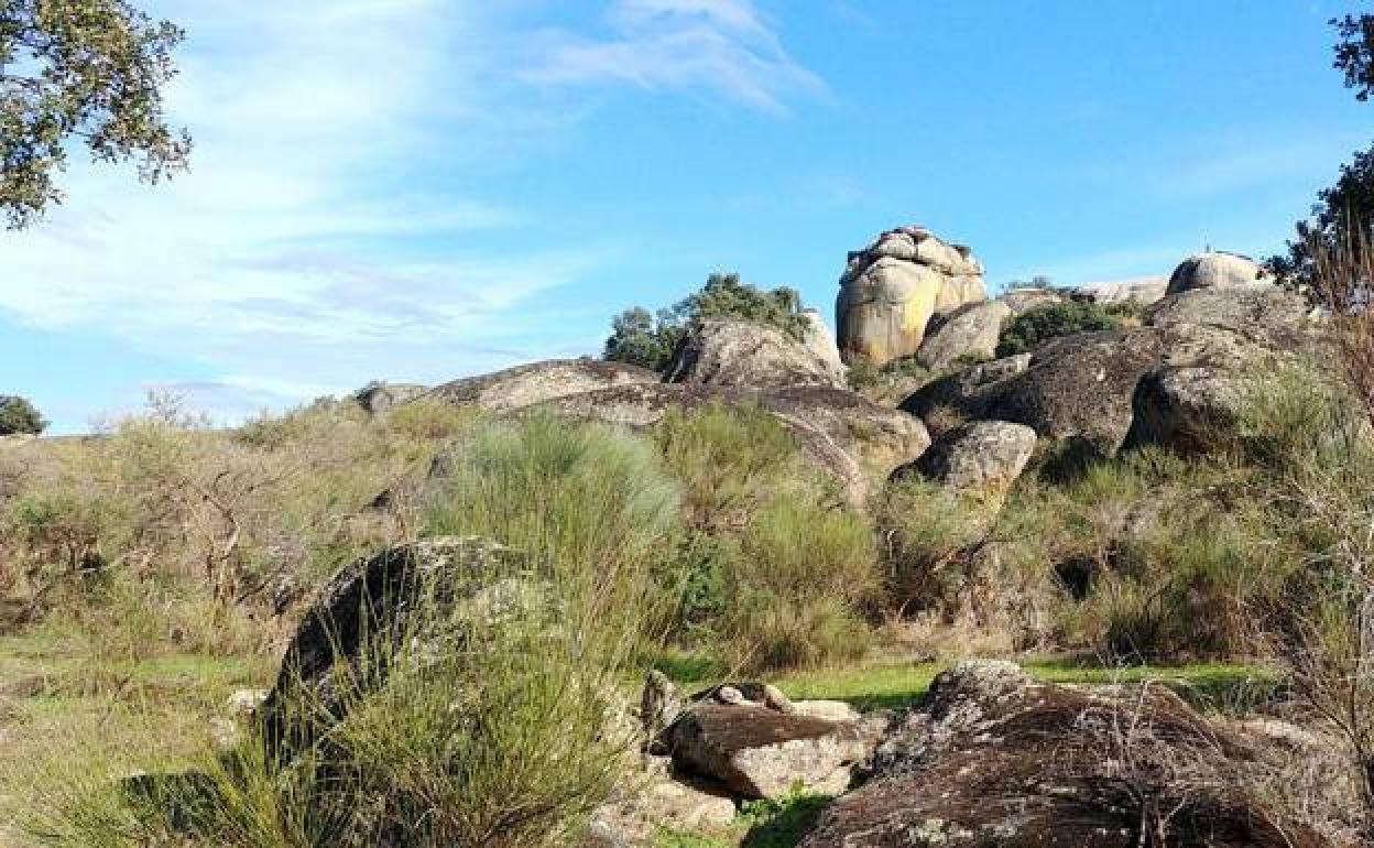 Los Barruecos, una joya natural llena de historia