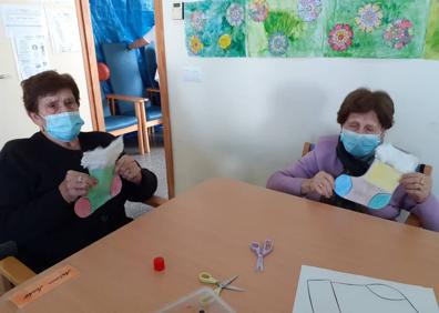 Imagen secundaria 1 - Los usuarios de la Residencia y del Centro de Día viven una Navidad ilusionada y sin virus