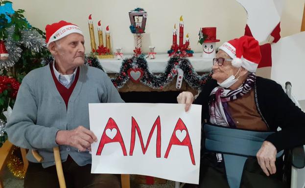 Imagen principal - Los usuarios de la Residencia y del Centro de Día viven una Navidad ilusionada y sin virus
