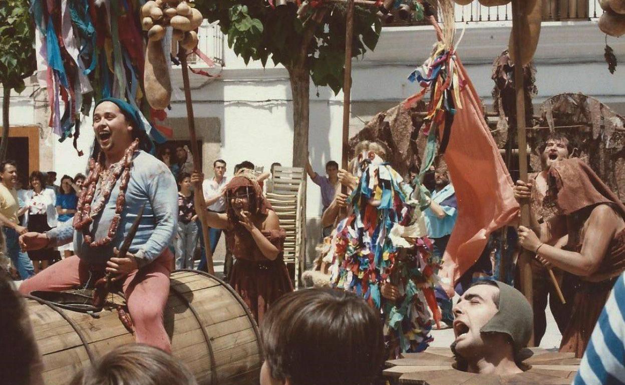 Pasacalle de Carnaval. Años 80. Foto y Archivo JAAG