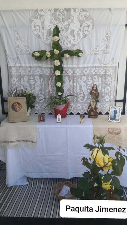 Cruz de Mayo de los Pisos Tutelados. 