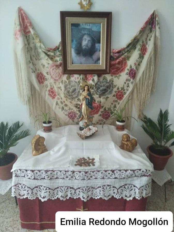 Cruz de Mayo de los Pisos Tutelados. 