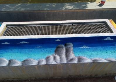 Imagen secundaria 1 - Decoración del interior de la fuente. 