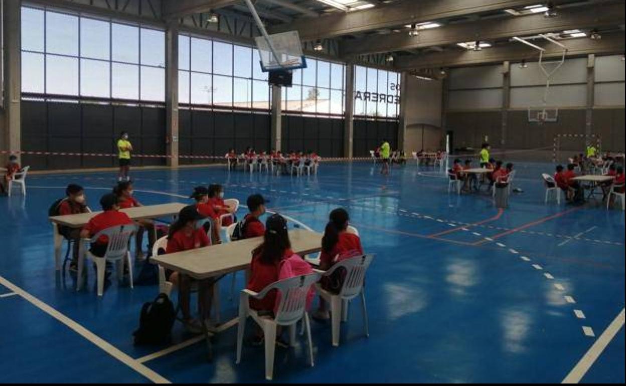 Inauguración de La Tirolina el pasado verano 2020, con medidas de seguridad. 