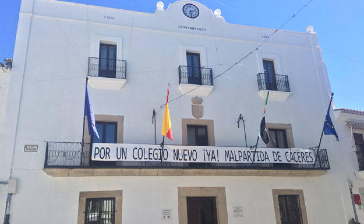 La AMPA del CP Los Arcos se dirige a la Consejería de Educación rechazando los recortes de docentes para el próximo curso