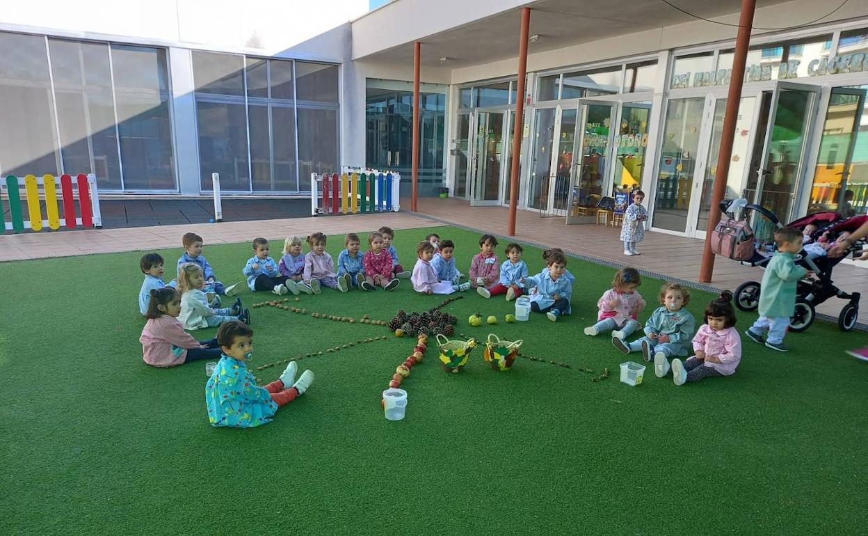 El Centro de Educación Infantil da la bienvenida al otoño