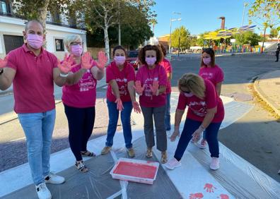 Imagen secundaria 1 - Se recaudan 733 euros con la VII Marcha Rosa de Malpartida de Cáceres